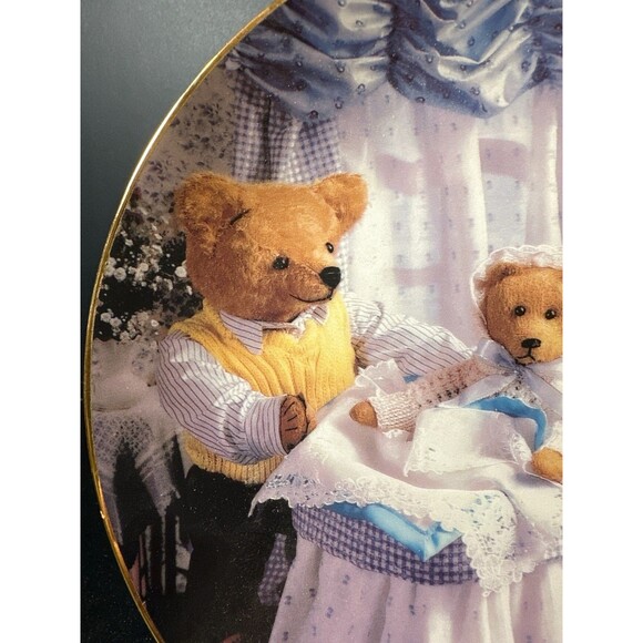 1992 Hamilton Bialosky Family Addition 8.25" Collector Plate - Picture 2 of 8